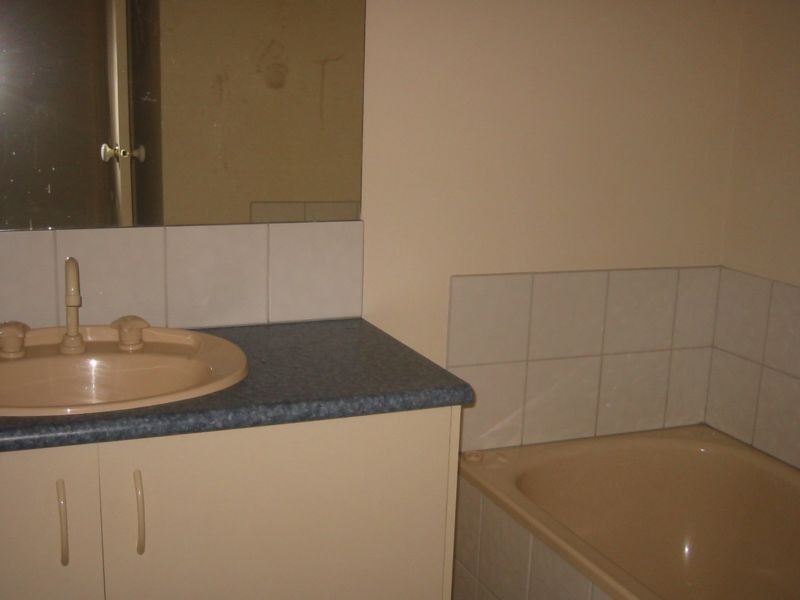 28 Grandview Terrace, Narre Warren South VIC 3805