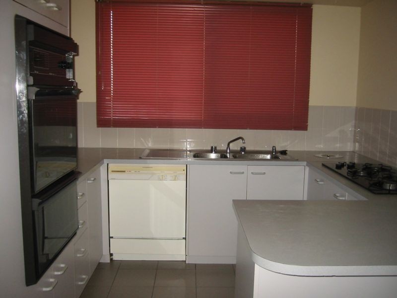 11 Royston Avenue, Berwick VIC 3806