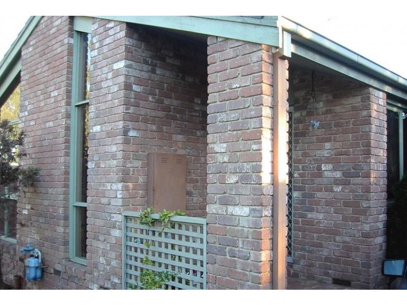 11 Royston Avenue, Berwick VIC 3806