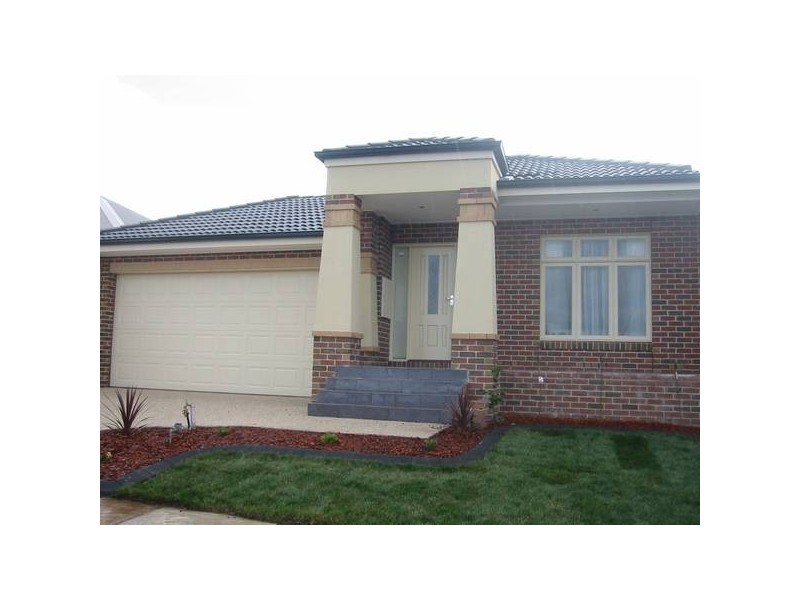 66 Fairholme Boulevard, Berwick VIC 3806