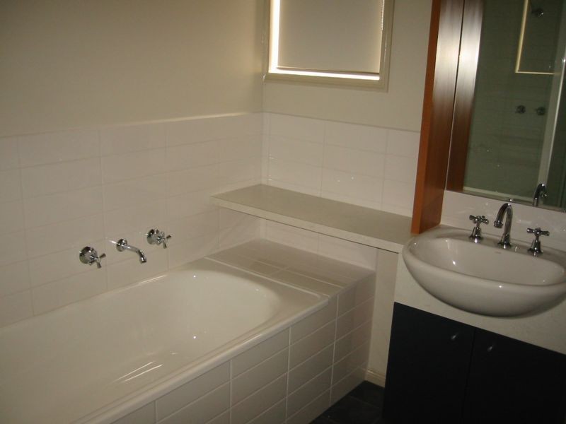 36 Von Nida Drive, Cranbourne North VIC 3977