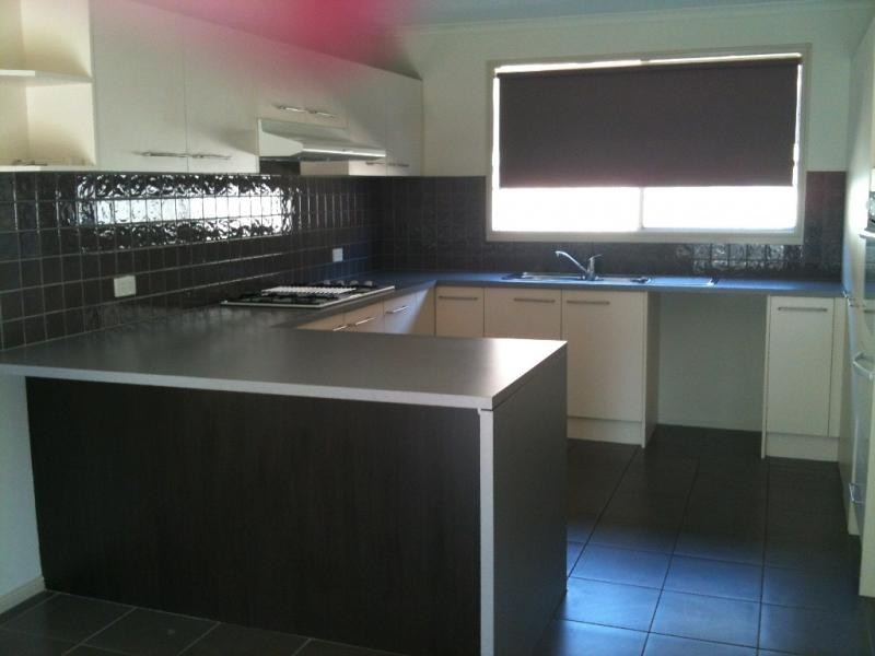 36 Von Nida Drive, Cranbourne North VIC 3977