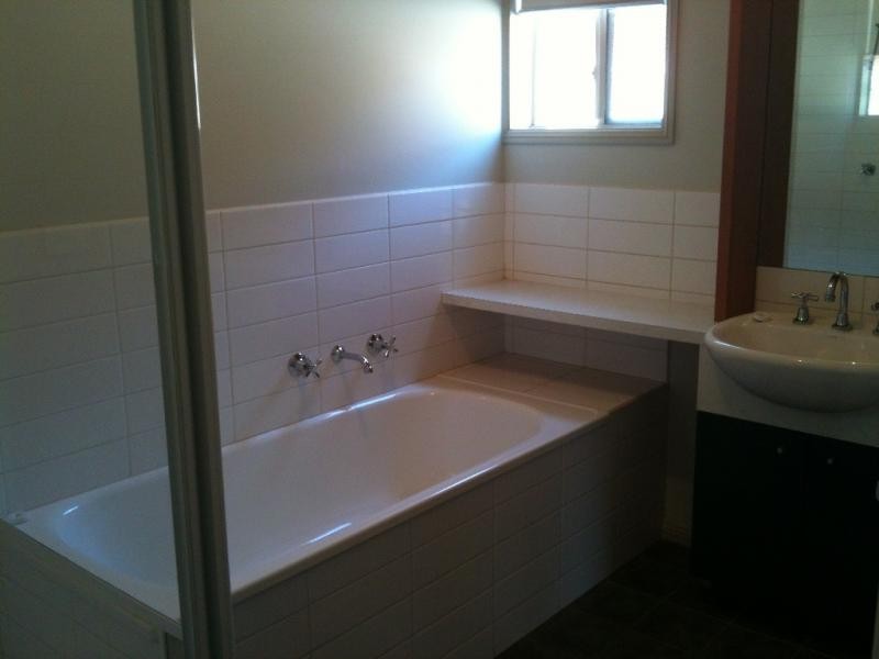 36 Von Nida Drive, Cranbourne North VIC 3977