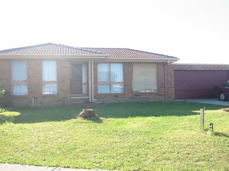 12 Constance Court, Narre Warren VIC 3805