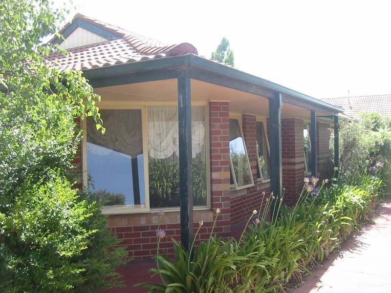 1/11 Costata Court, Narre Warren VIC 3805