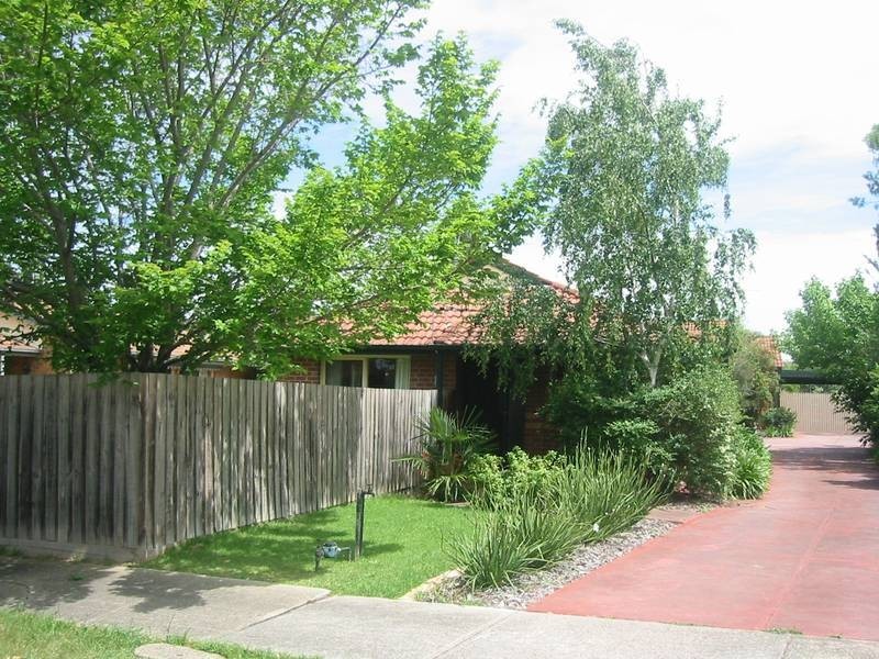 1/11 Costata Court, Narre Warren VIC 3805