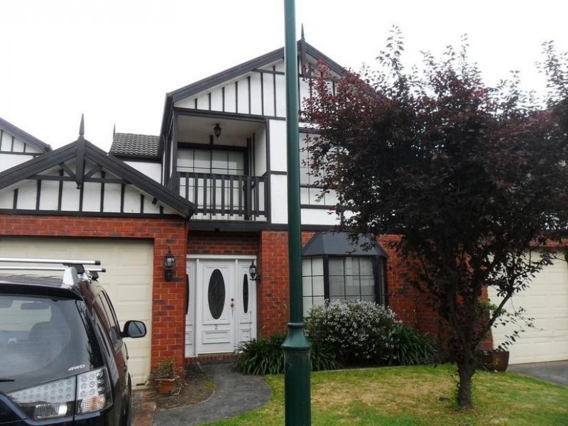 2/40-44 Warrawong Drive, Berwick VIC 3806