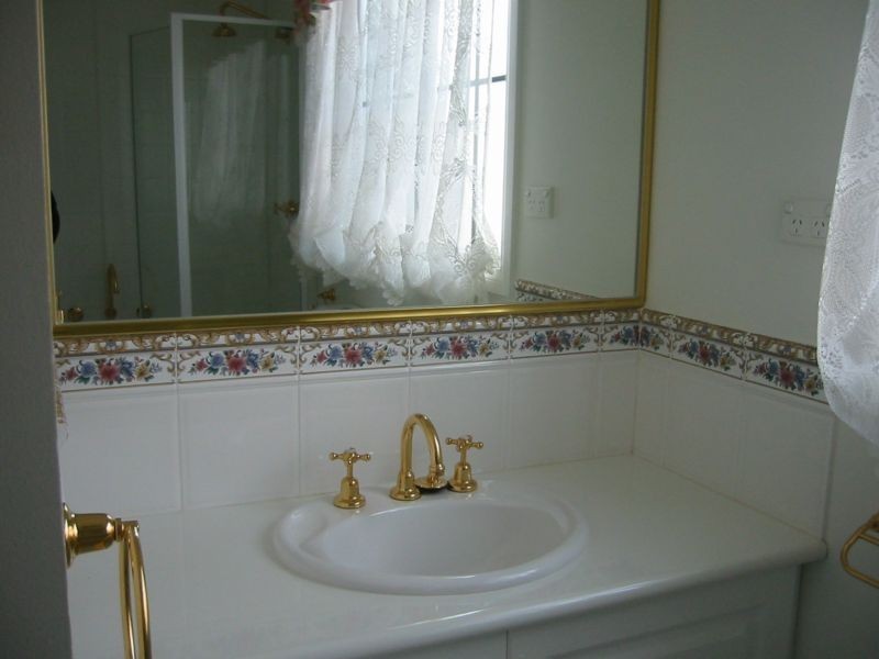 2/40-44 Warrawong Drive, Berwick VIC 3806