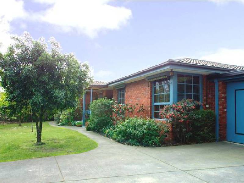 27 Reserve Street, Berwick VIC 3806