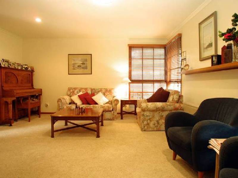 27 Reserve Street, Berwick VIC 3806