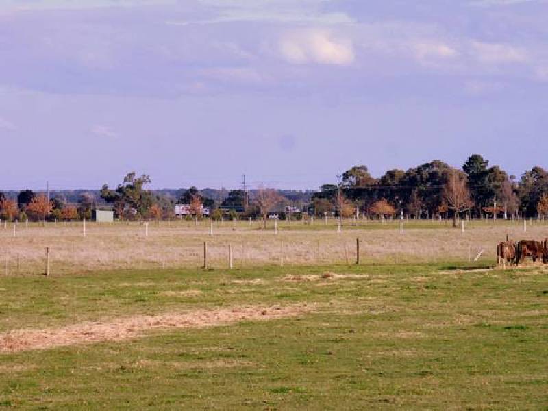 McMullen Road, Officer VIC 3809