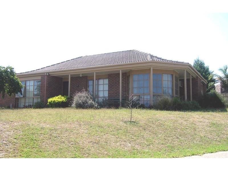 1 Malanda Court, Berwick VIC 3806