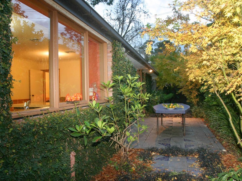 1 Queens Court, Berwick VIC 3806