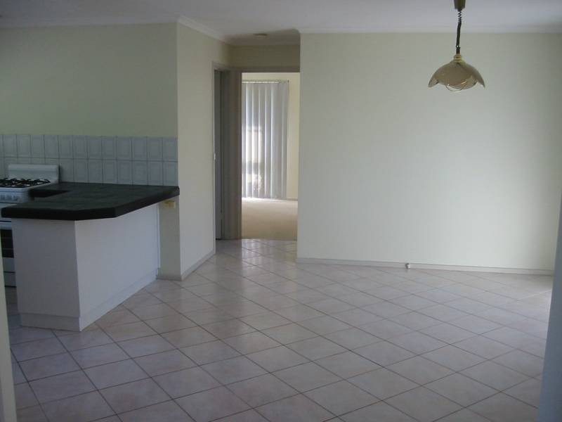 85 Valley Fair Drive, Narre Warren VIC 3805