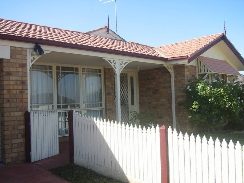 18 William Road, Berwick VIC 3806