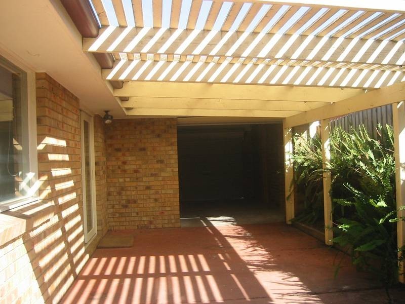 18 William Road, Berwick VIC 3806