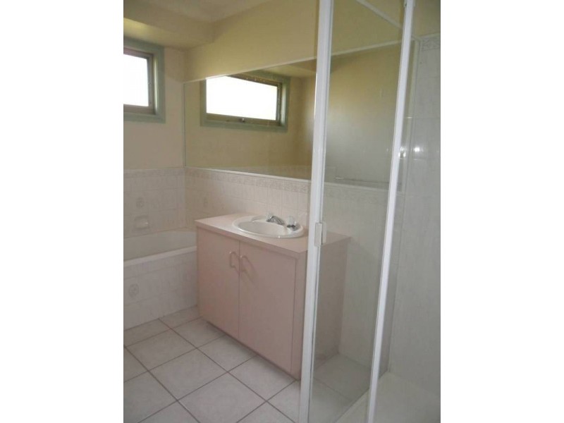 18 William Road, Berwick VIC 3806