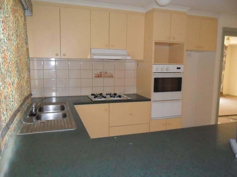 18 William Road, Berwick VIC 3806