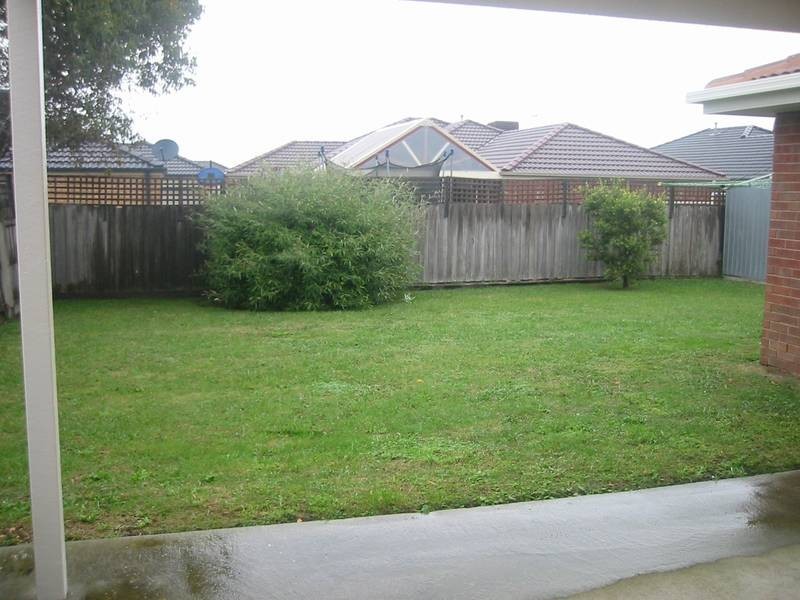 29 Sharpe Court, Berwick VIC 3806