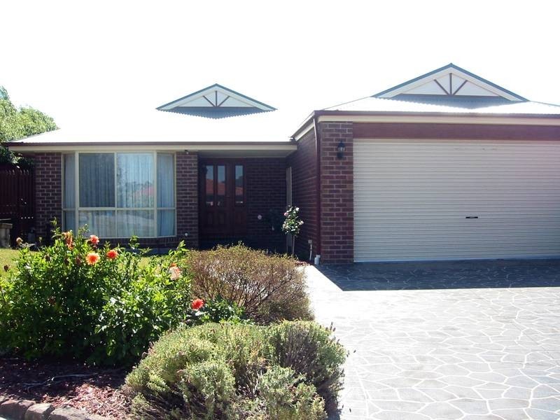 9 Kelly Mews, Berwick VIC 3806