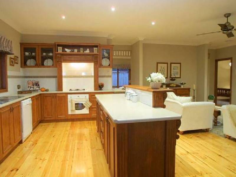 3 Don Collins Way, Berwick VIC 3806