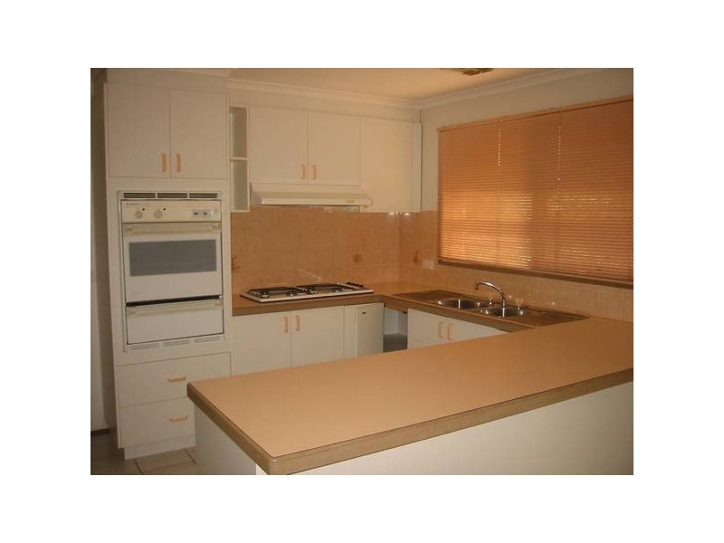 3 Tottington Rise, Berwick VIC 3806