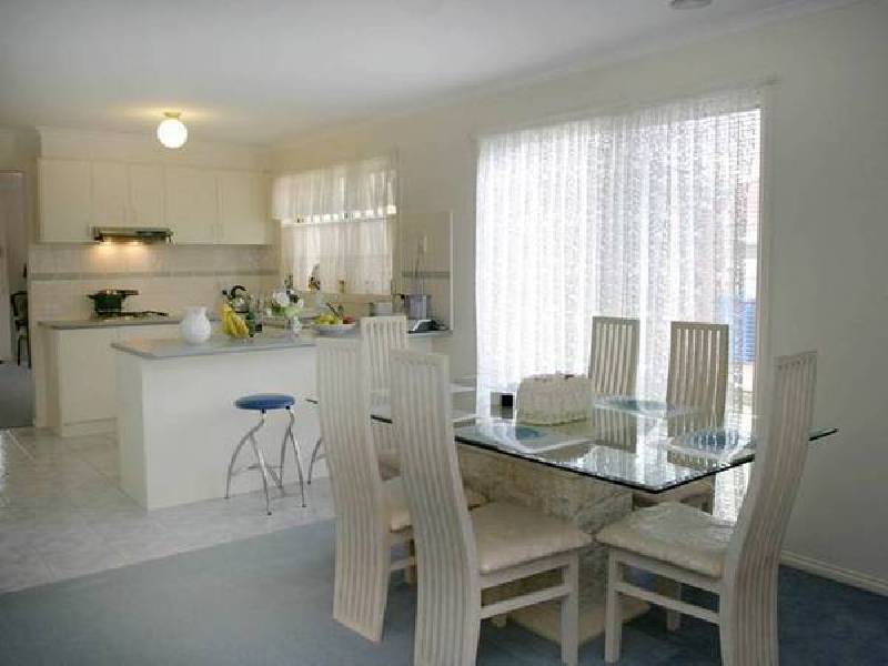 65 Bounty Way, Berwick VIC 3806