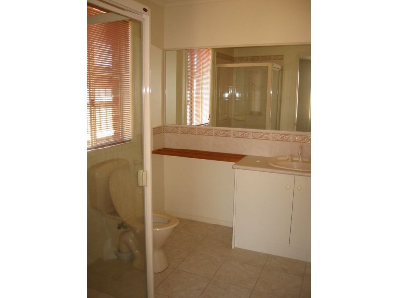 14 Lancaster Way, Officer VIC 3809