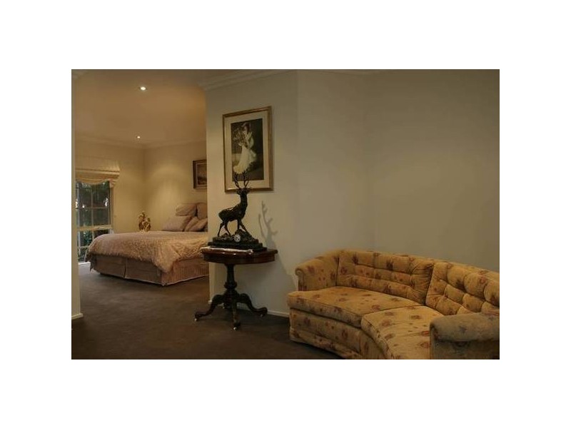 Altson Road, Narre Warren East VIC 3804