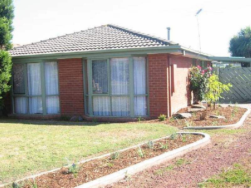 8 Redwood Court, Narre Warren VIC 3805