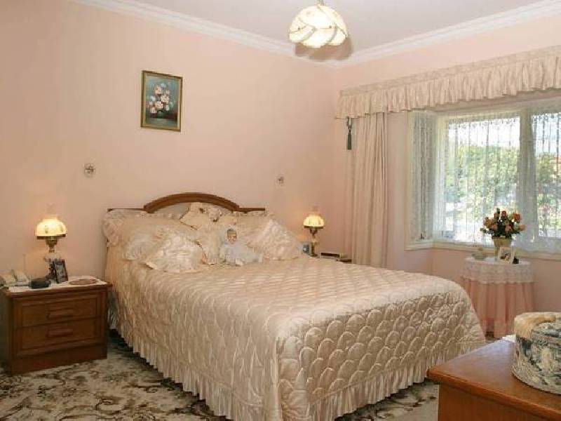 25 Silkwood Avenue, Berwick VIC 3806