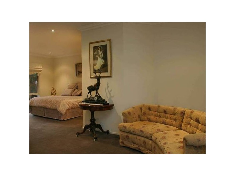 Altson Road, Narre Warren East VIC 3804