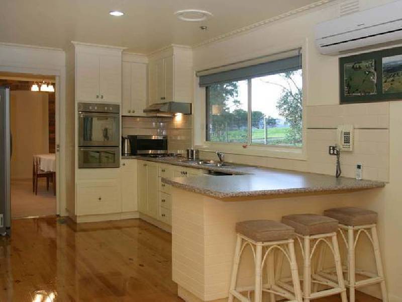 Bailey Road, Narre Warren North VIC 3804