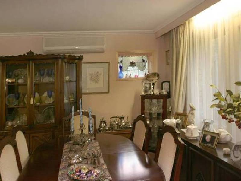 11 Harkaway Road, Berwick VIC 3806