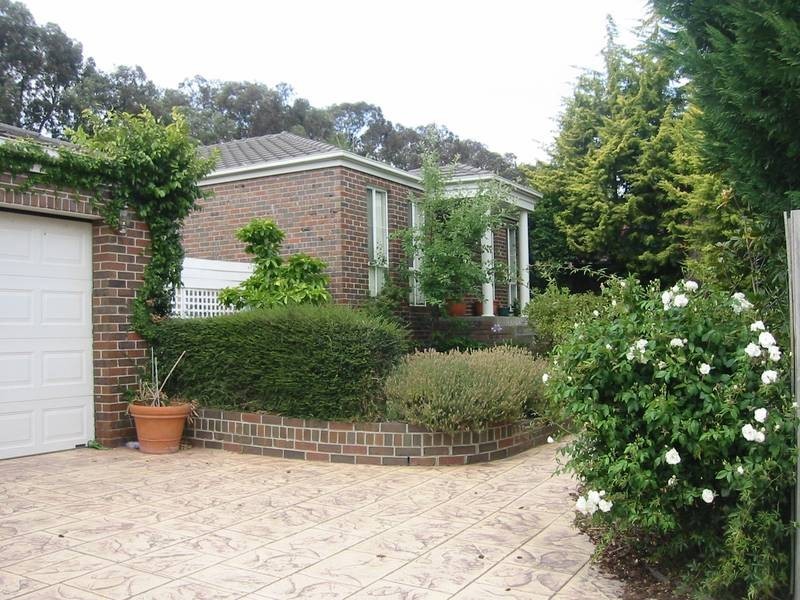 4a Quarry Hills Drive, Berwick VIC 3806