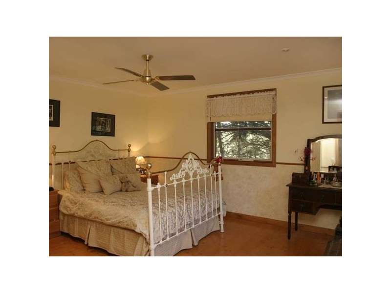 O’Neil Road, Beaconsfield VIC 3807