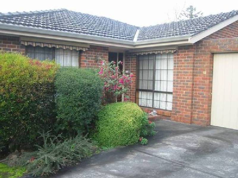 8/31 Wilson Street, Berwick VIC 3806