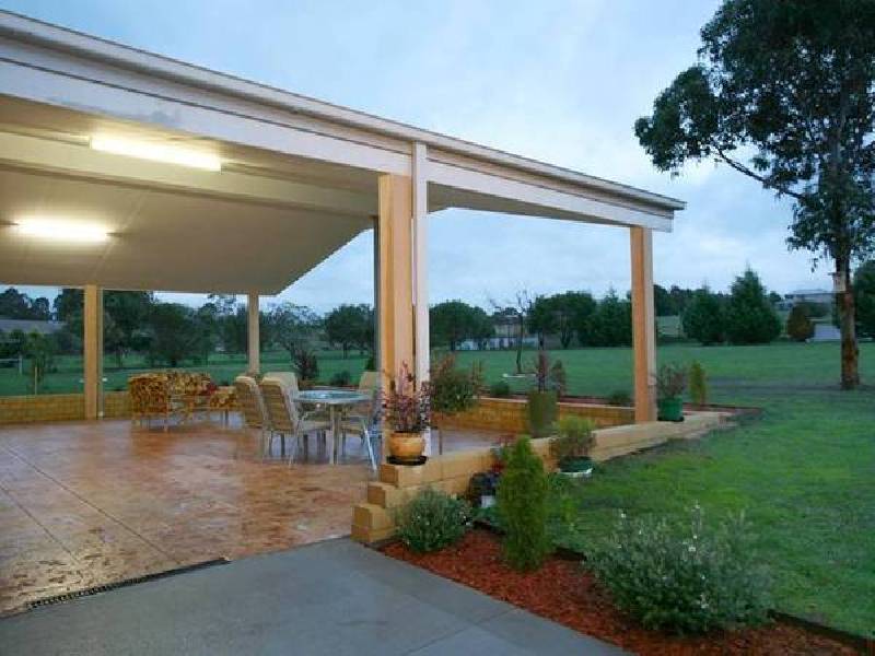 Mack Road, Narre Warren South VIC 3805