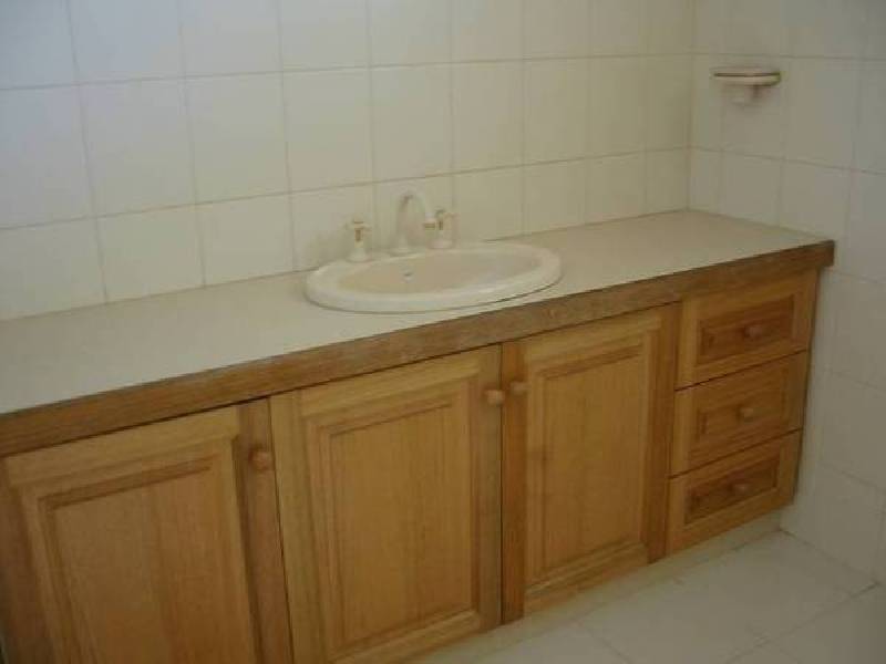 27 Tivendale Road, Officer VIC 3809