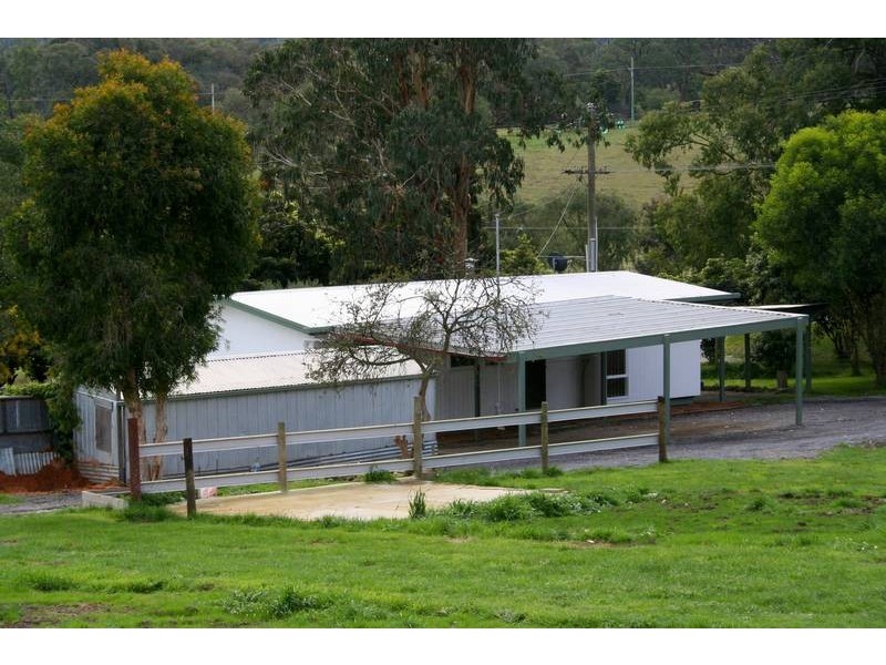 615 Oneil Road, Beaconsfield VIC 3807