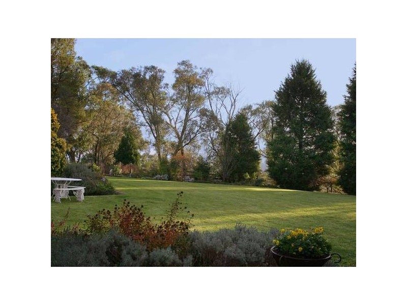 O’Neil Road, Beaconsfield VIC 3807