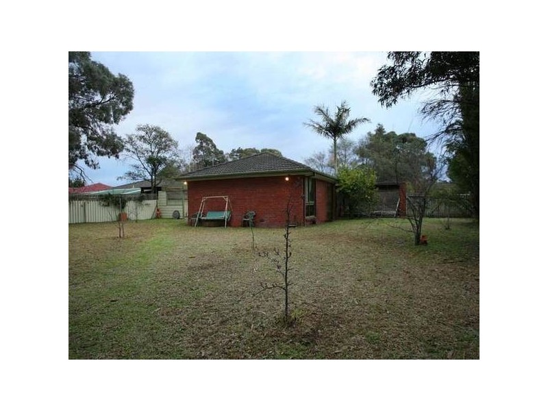 Ambleside Drive, Berwick VIC 3806