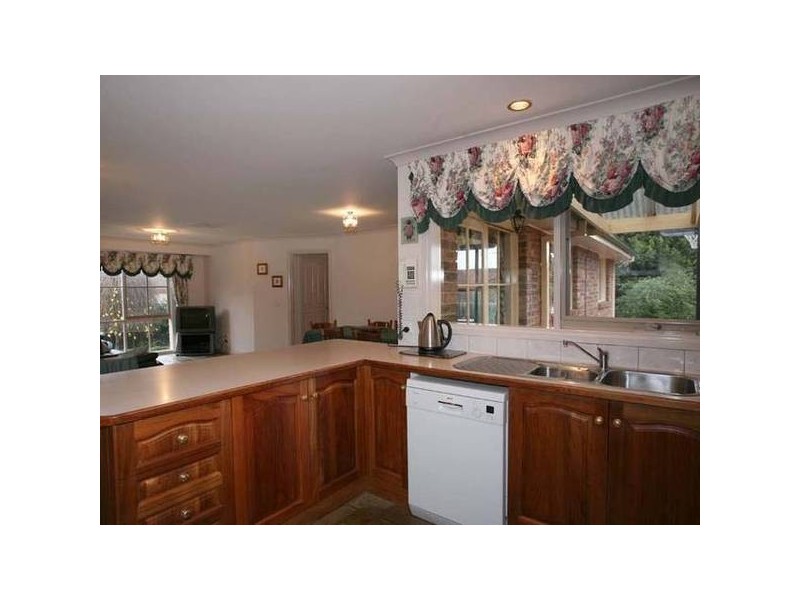 Maralee Court, Berwick VIC 3806