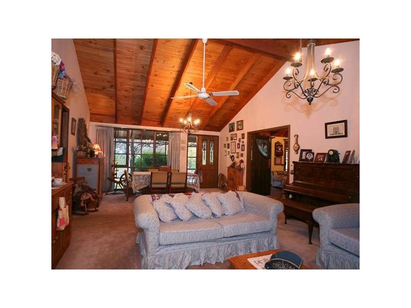 Knapton Avenue, Beaconsfield Upper VIC 3808