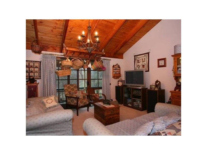 Knapton Avenue, Beaconsfield Upper VIC 3808