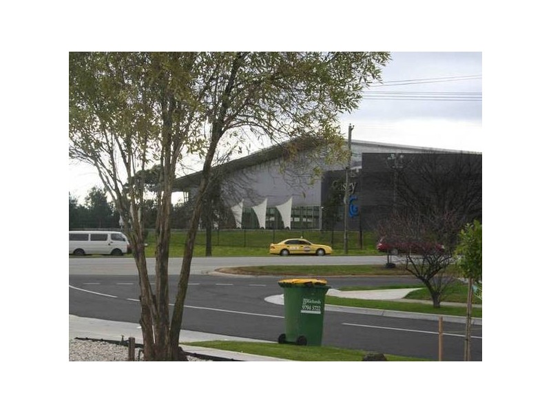 Springwood Avenue, Narre Warren VIC 3805