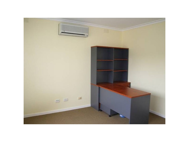 Springwood Avenue, Narre Warren VIC 3805