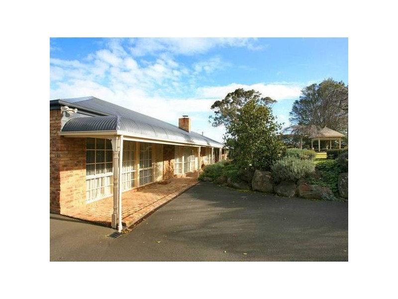 Caserta Drive, Berwick VIC 3806