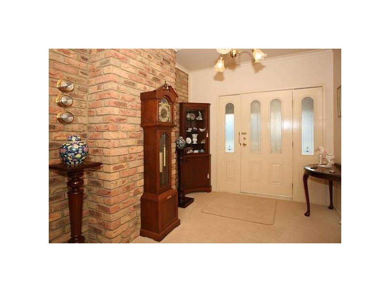 Caserta Drive, Berwick VIC 3806