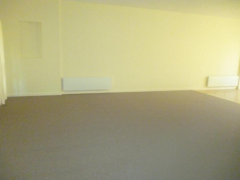 2/10 Parkhill Drive, Berwick VIC 3806